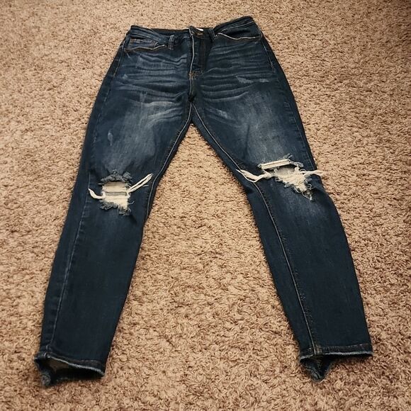 Distressed Skinny Jeans  - Picture 2 of 5